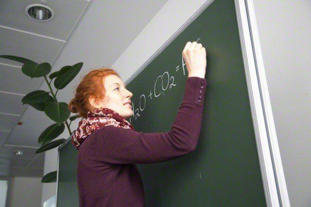 Direct Instruction or Inquiry Learning