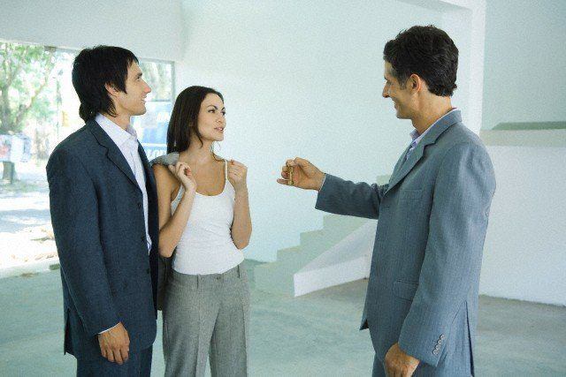 What Does a Career in Real Estate Involve?